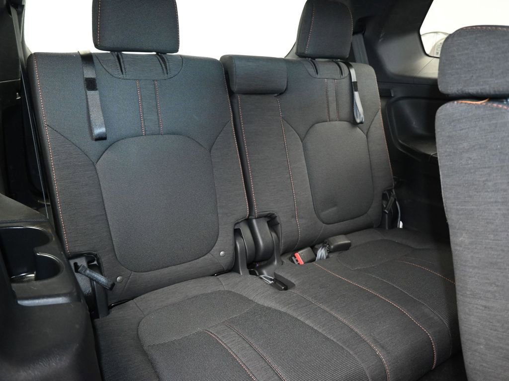 Used 2023 Honda Pilot Sport image 42