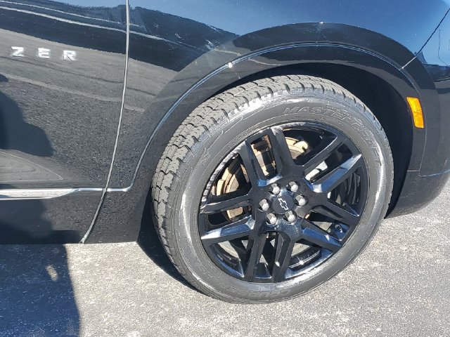 Used 2019 Chevrolet Blazer Premier w/ LPO, Floor Liner Package AWD/4WD image 6
