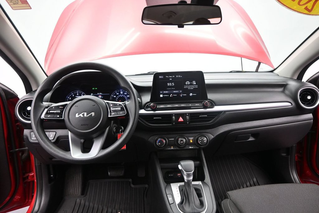 Certified 2023 Kia Forte LXS FWD image 31