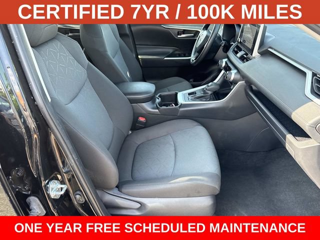Used 2025 Toyota RAV4 XLE AWD/4WD image 9