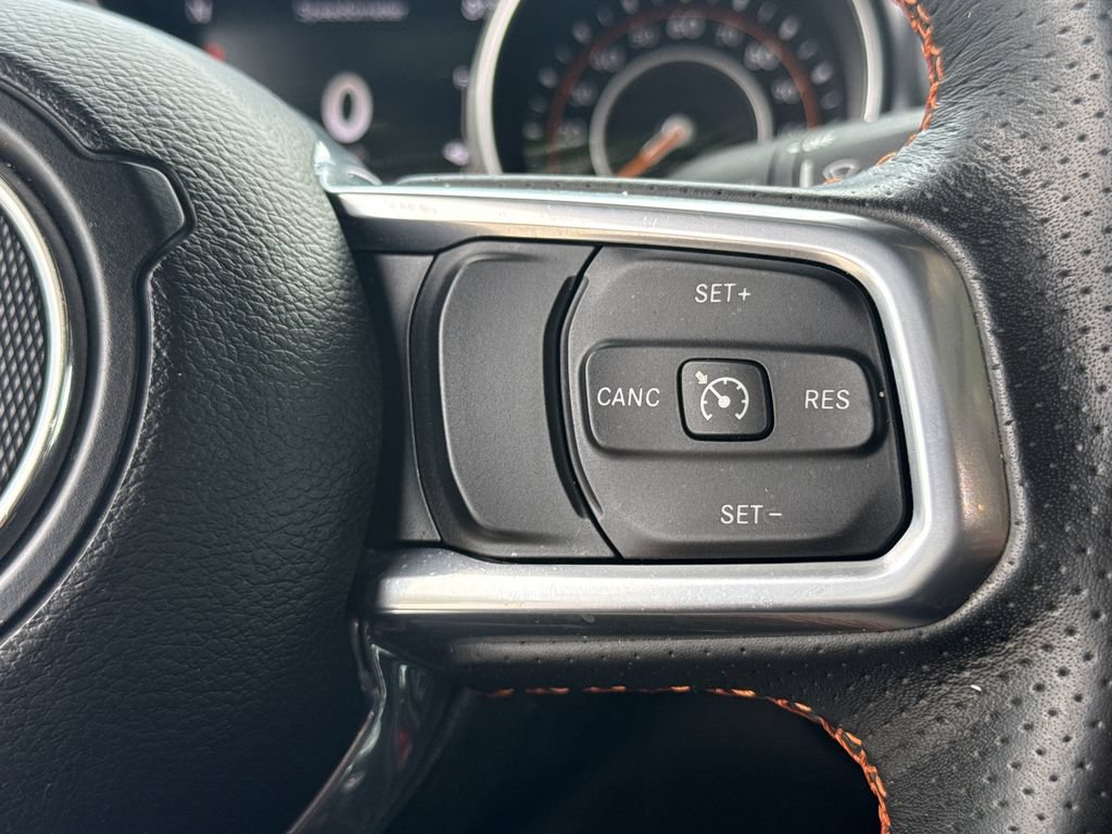 Used 2023 Jeep Gladiator Mojave w/ LED Lighting Group AWD/4WD image 29