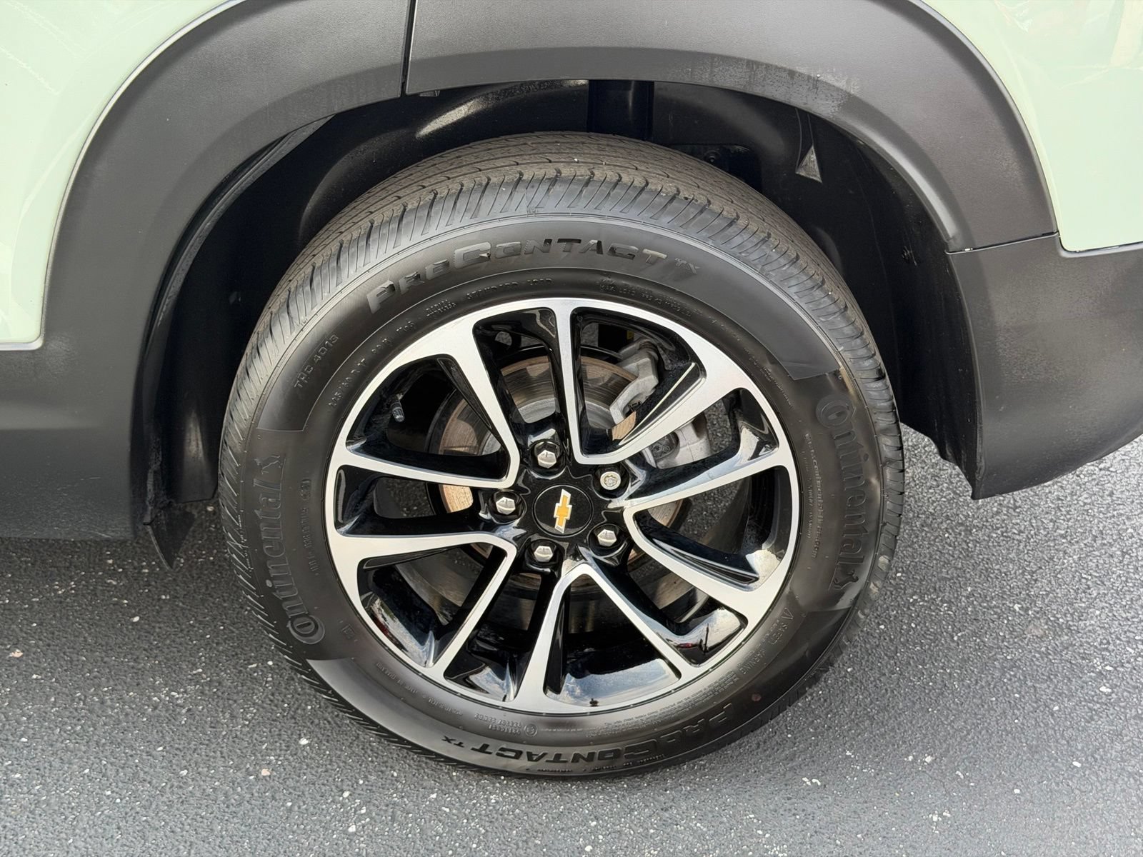 Used 2025 Chevrolet TrailBlazer LT w/ LT Cold Weather Package FWD image 27