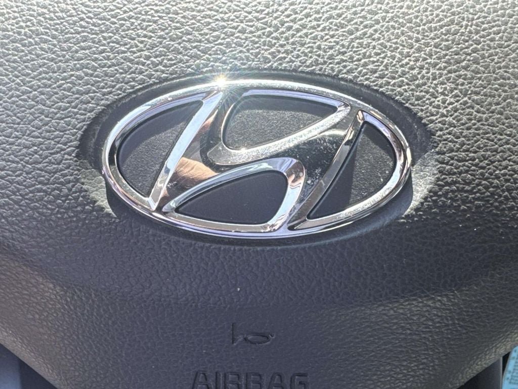 Used 2022 Hyundai Kona SE w/ Cargo Package AWD/4WD image 33