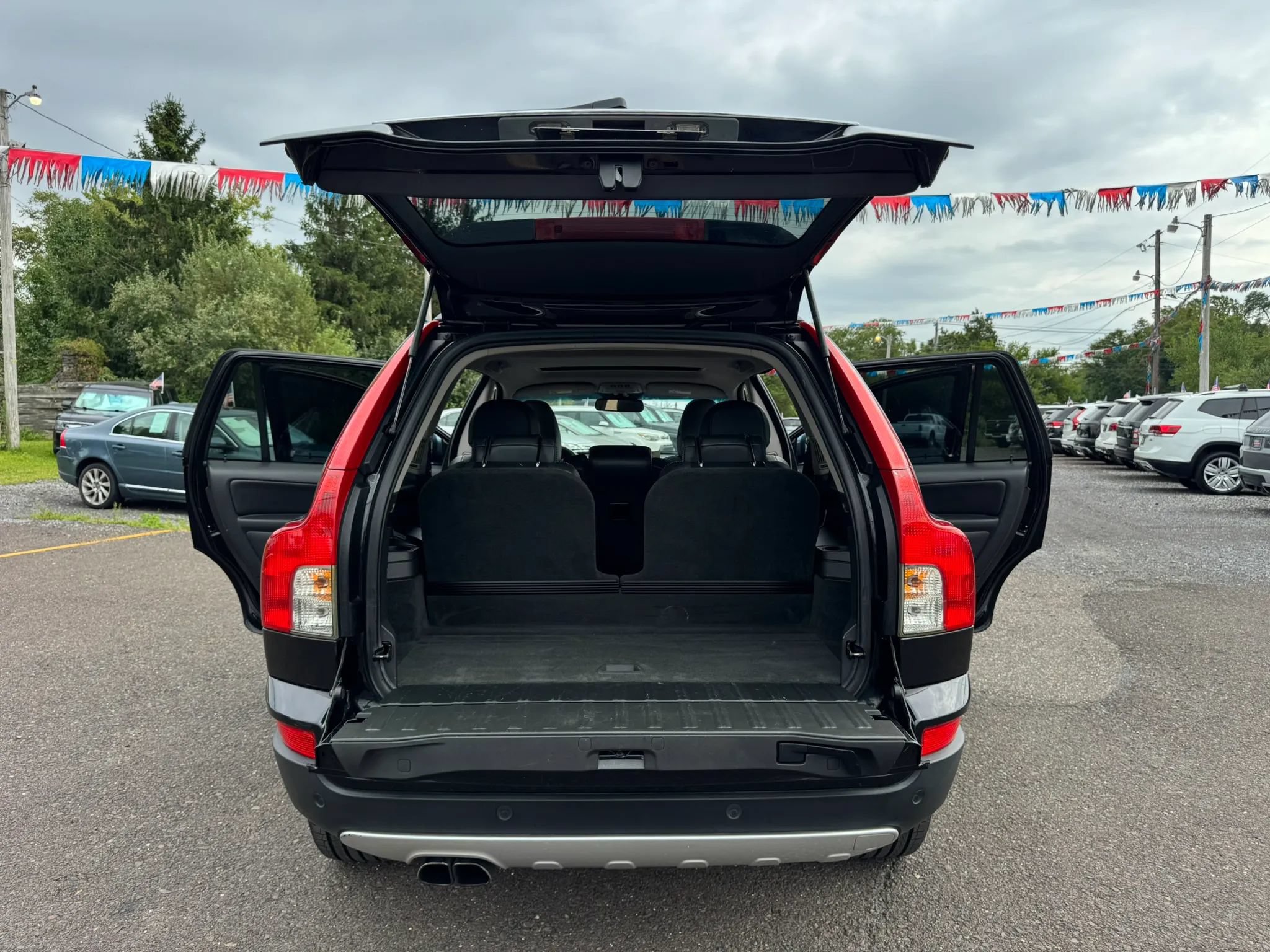 Used 2010 Volvo XC90 3.2 R-Design AWD/4WD image 9