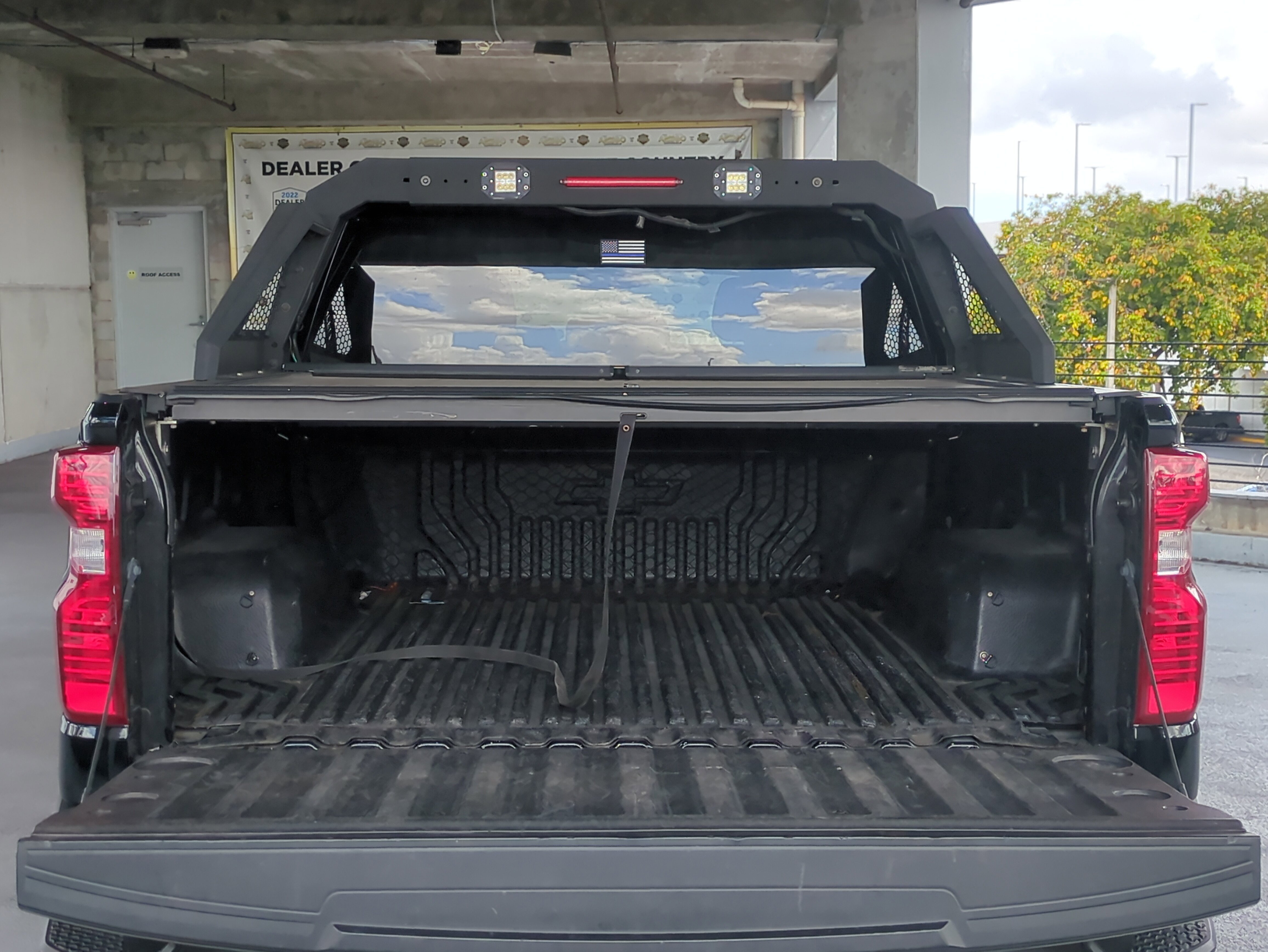 Used 2023 Chevrolet Silverado 1500 Custom image 13