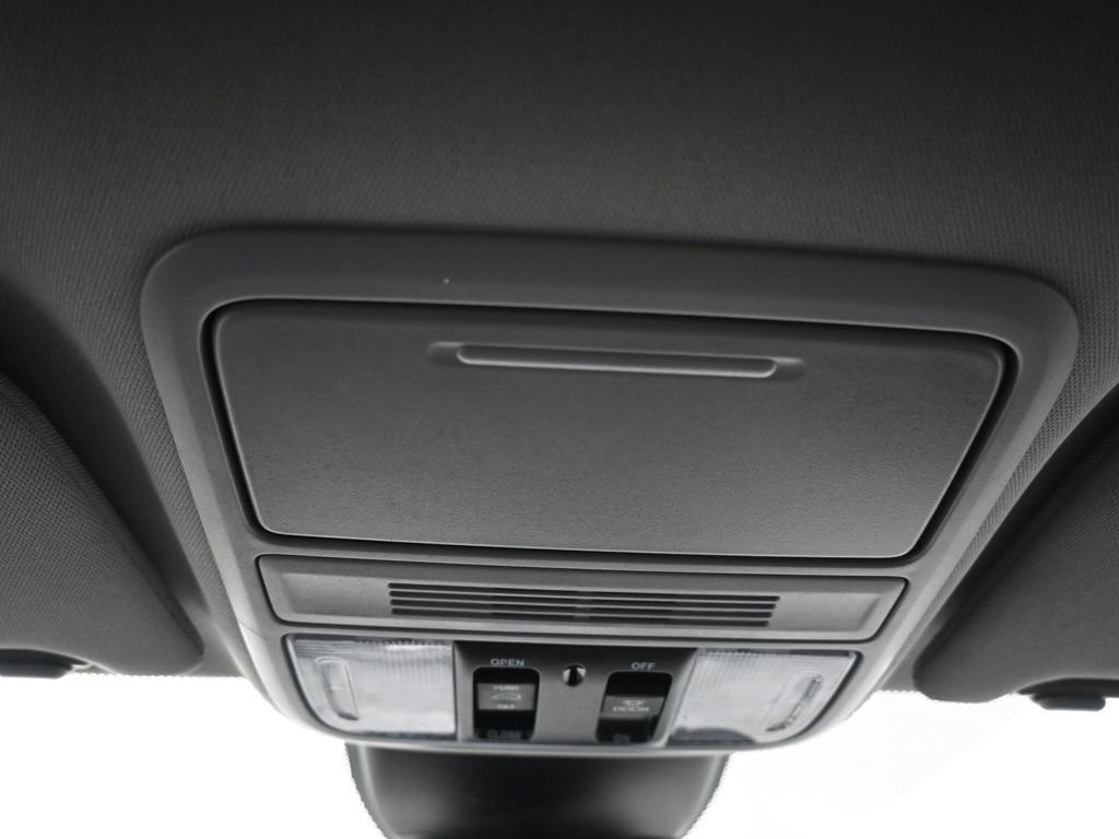 Certified 2024 Honda Odyssey EX-L image 17