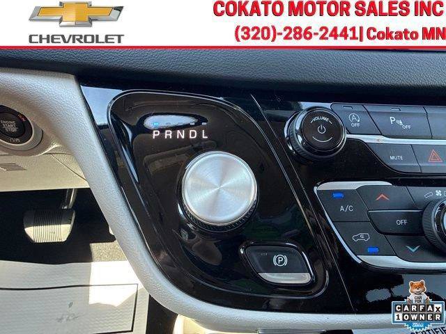 Used 2024 Chrysler Pacifica Touring-L FWD image 28