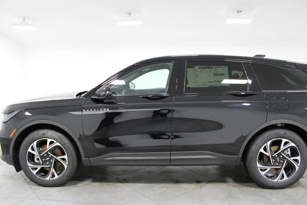 New 2025 Lincoln Nautilus Premier w/ Equipment Group 102A image 5