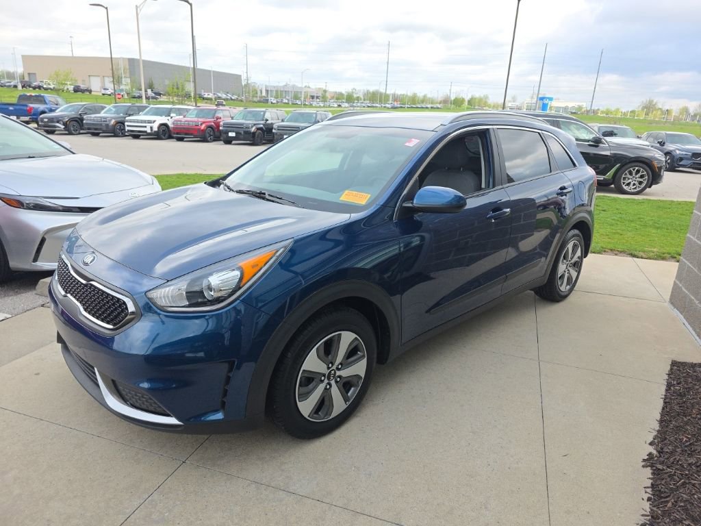 Used 2019 Kia Niro LX FWD image 1