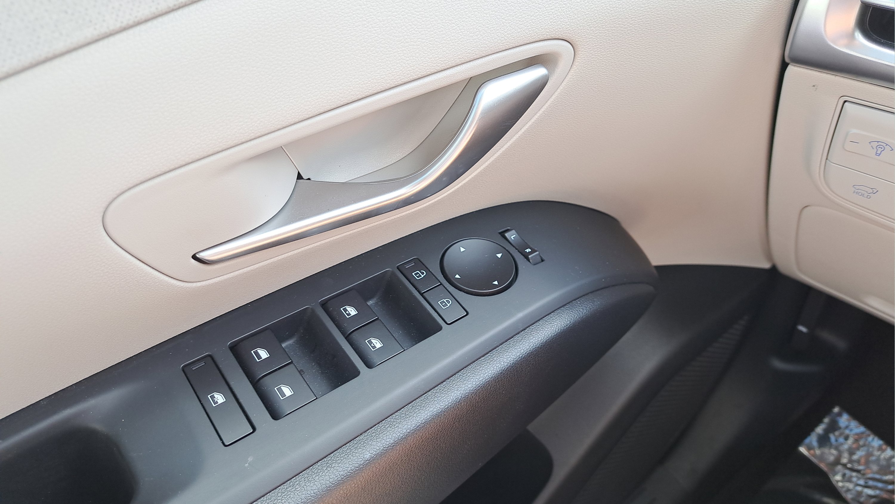 Certified 2025 Hyundai Tucson SEL image 32