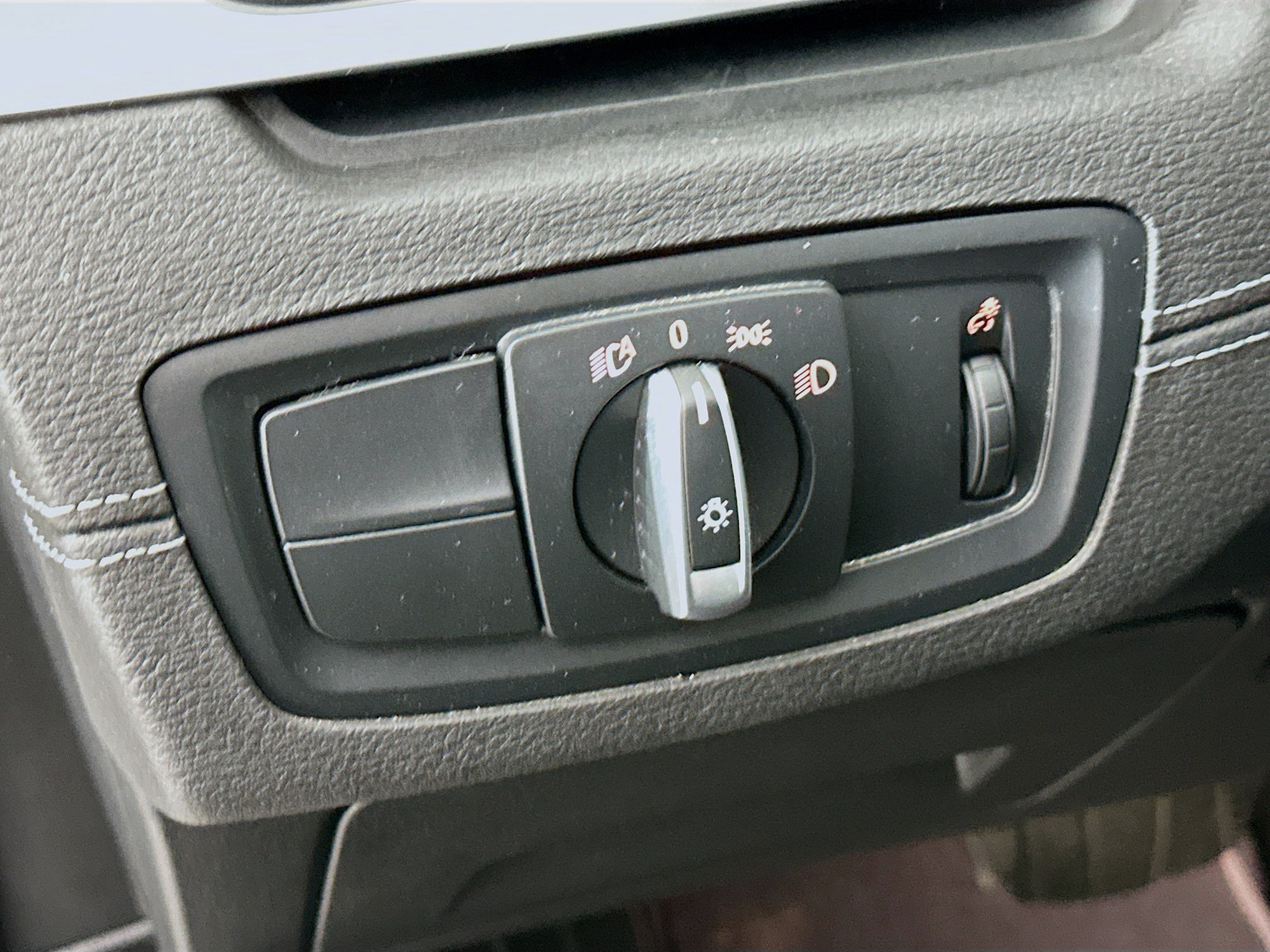 Used 2021 BMW X1 sDrive28i w/ Convenience Package FWD image 16