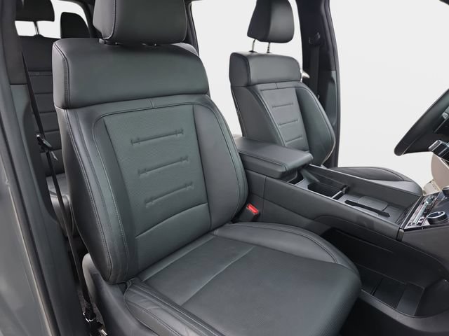 Used 2025 Hyundai Santa Fe Calligraphy AWD/4WD image 10
