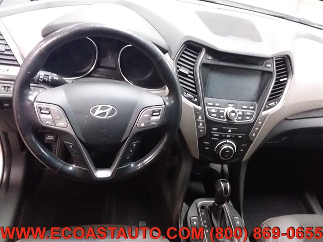 Used 2015 Hyundai Santa Fe GLS w/ Option Group 03 AWD/4WD image 11
