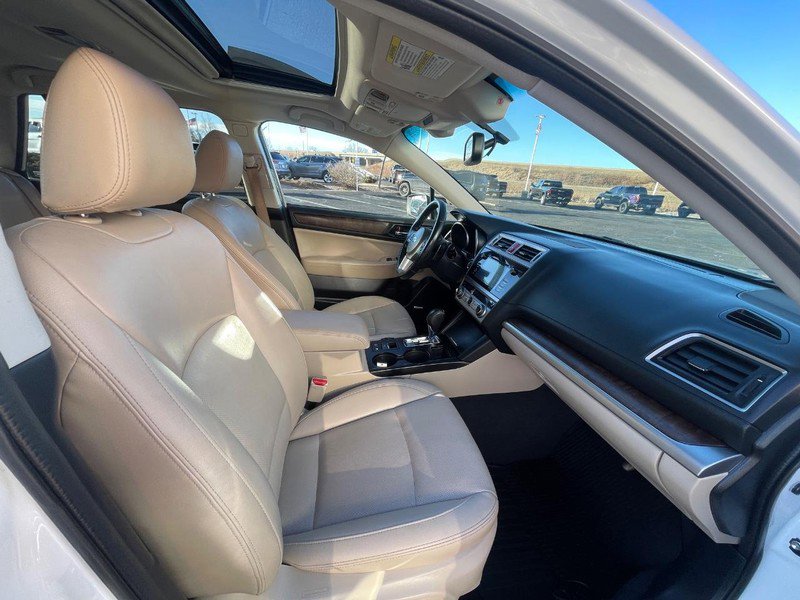 Used 2016 Subaru Outback 2.5i Limited image 11