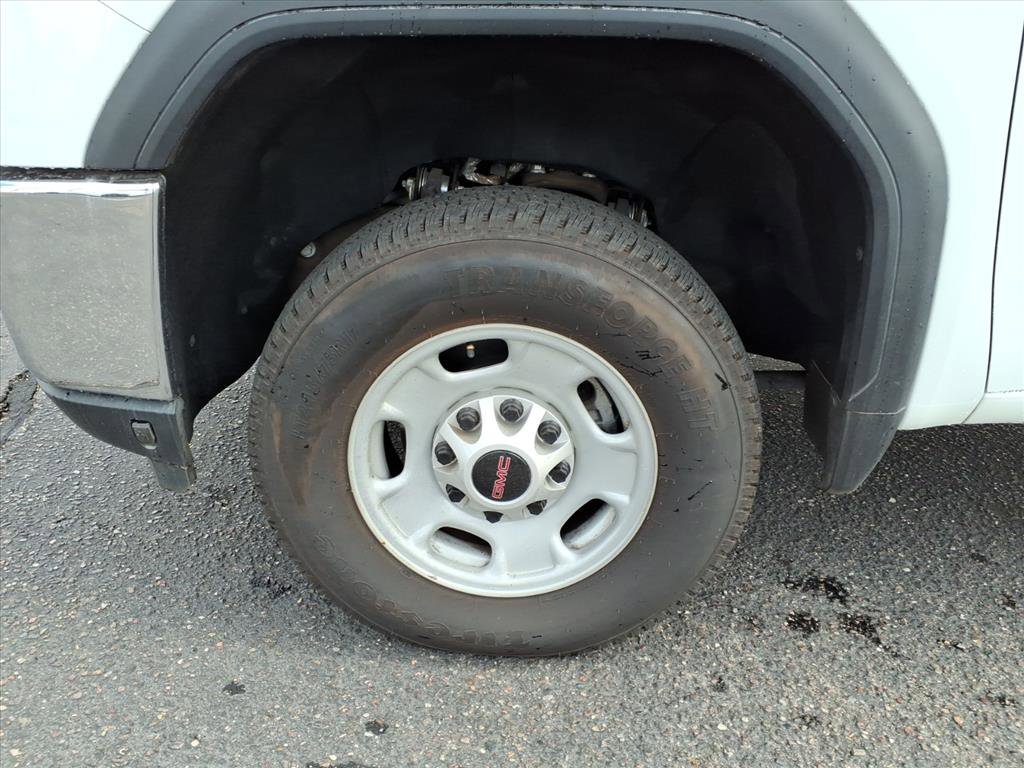 Certified 2023 GMC Sierra 2500 SLT w/ SLT Preferred Package image 9