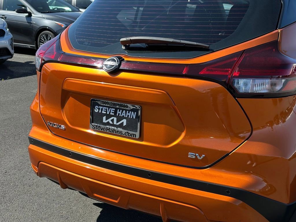 Used 2022 Nissan Kicks SV FWD image 13