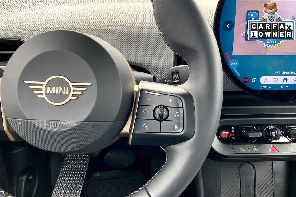 Certified 2025 MINI Cooper 4-Door Hardtop image 19