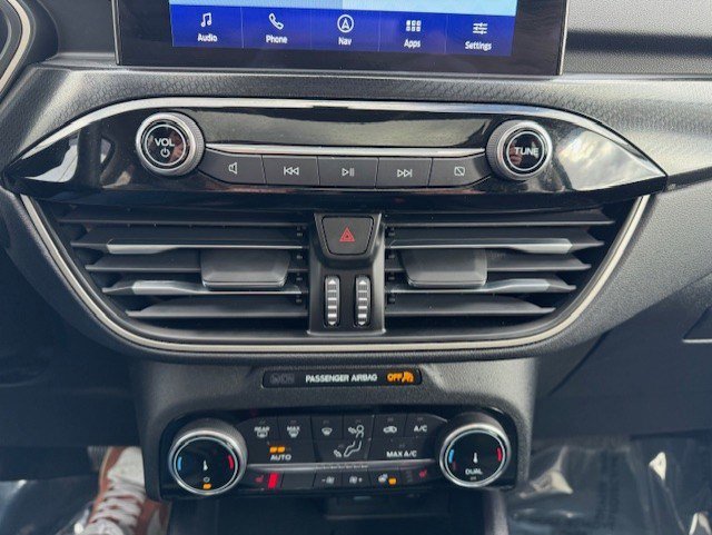 Used 2022 Ford Escape SEL w/ SEL Stealth AWD Package image 19