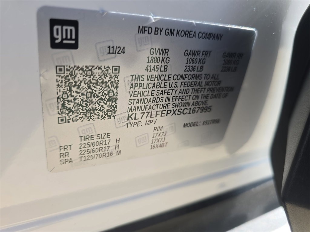 Used 2025 Chevrolet Trax LS image 34