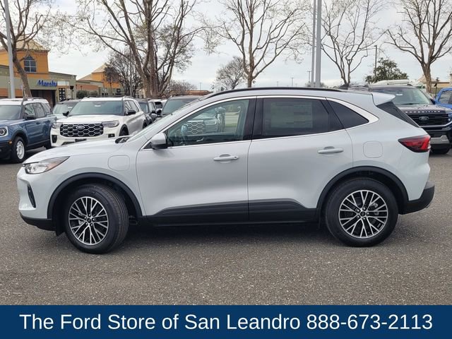 New 2025 Ford Escape SE w/ Class II Trailer Tow Package image 5