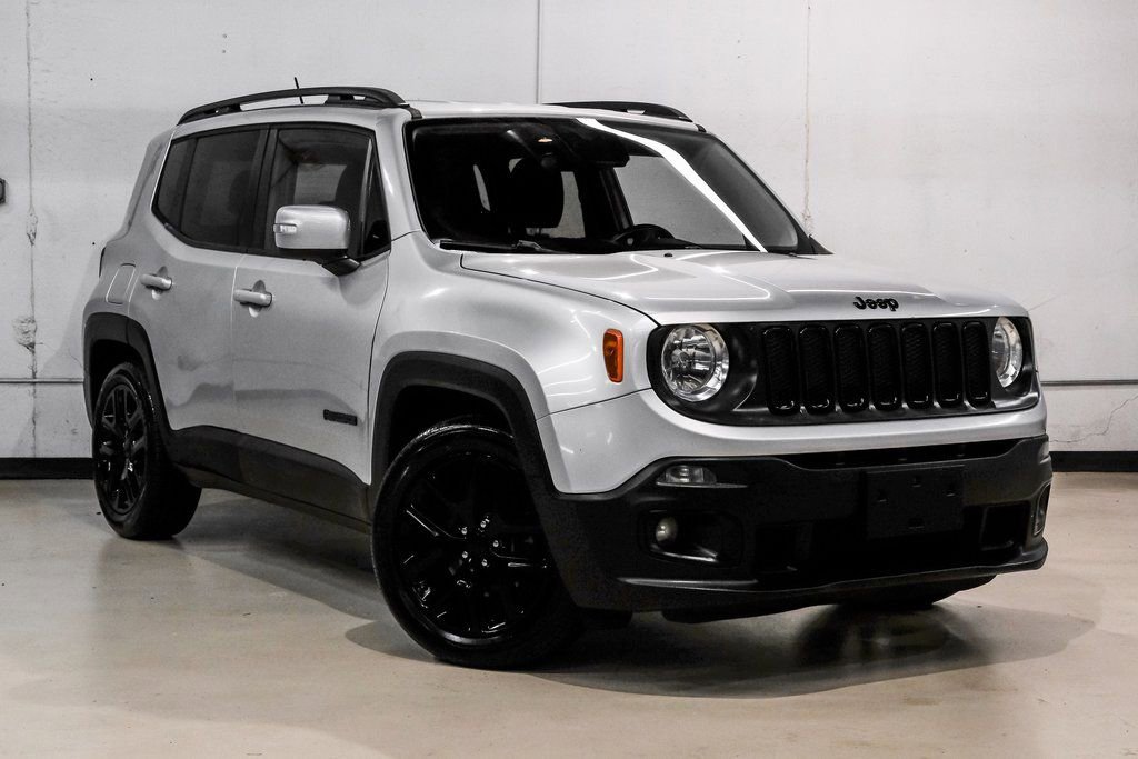 Used 2017 Jeep Renegade Altitude image 8