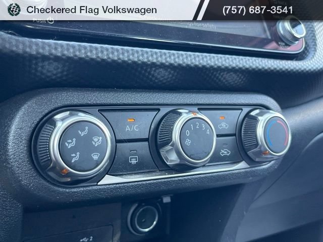 Used 2024 Nissan Kicks SV FWD image 38