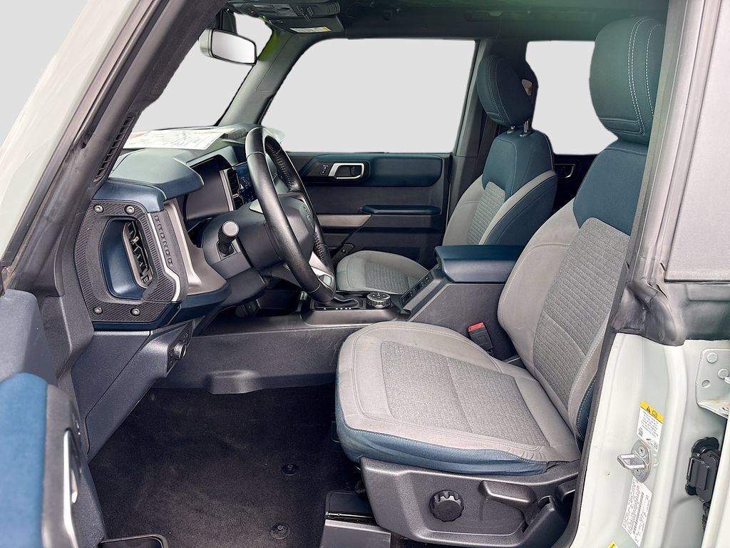 Used 2022 Ford Bronco Outer Banks w/ Sasquatch Package AWD/4WD image 18