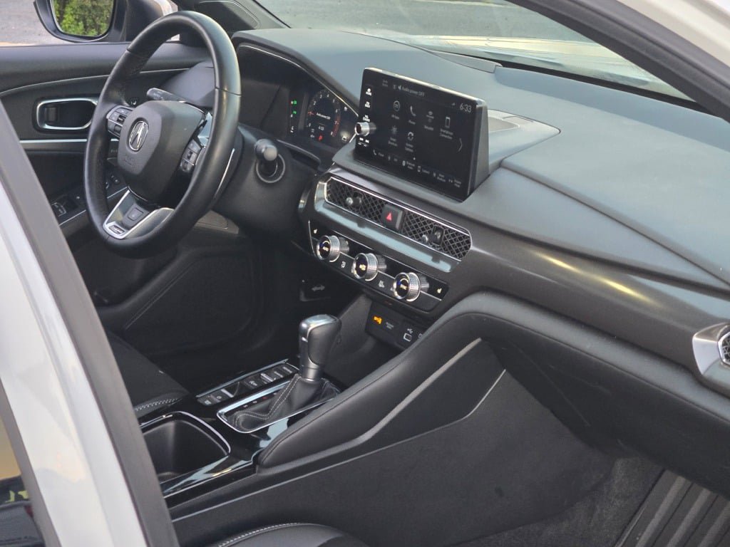 Used 2025 Acura Integra A-Spec w/ Technology Package FWD image 8
