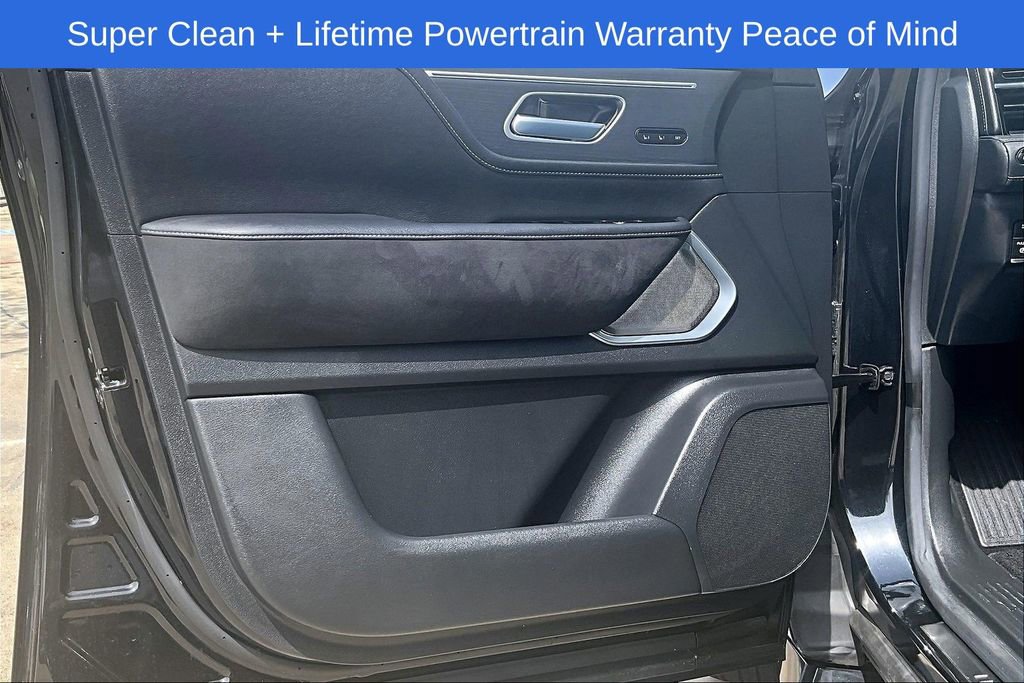 Used 2025 INFINITI QX80 Sensory image 24