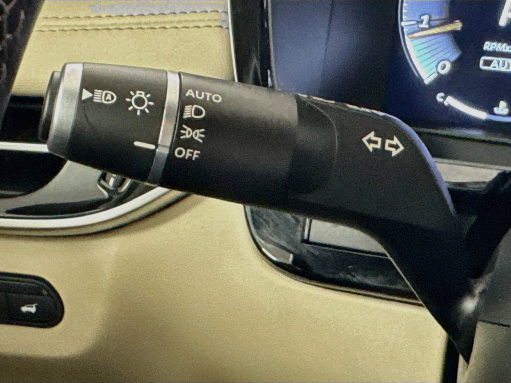 Certified 2024 INFINITI QX60 Sensory w/ Vision Package AWD/4WD image 15