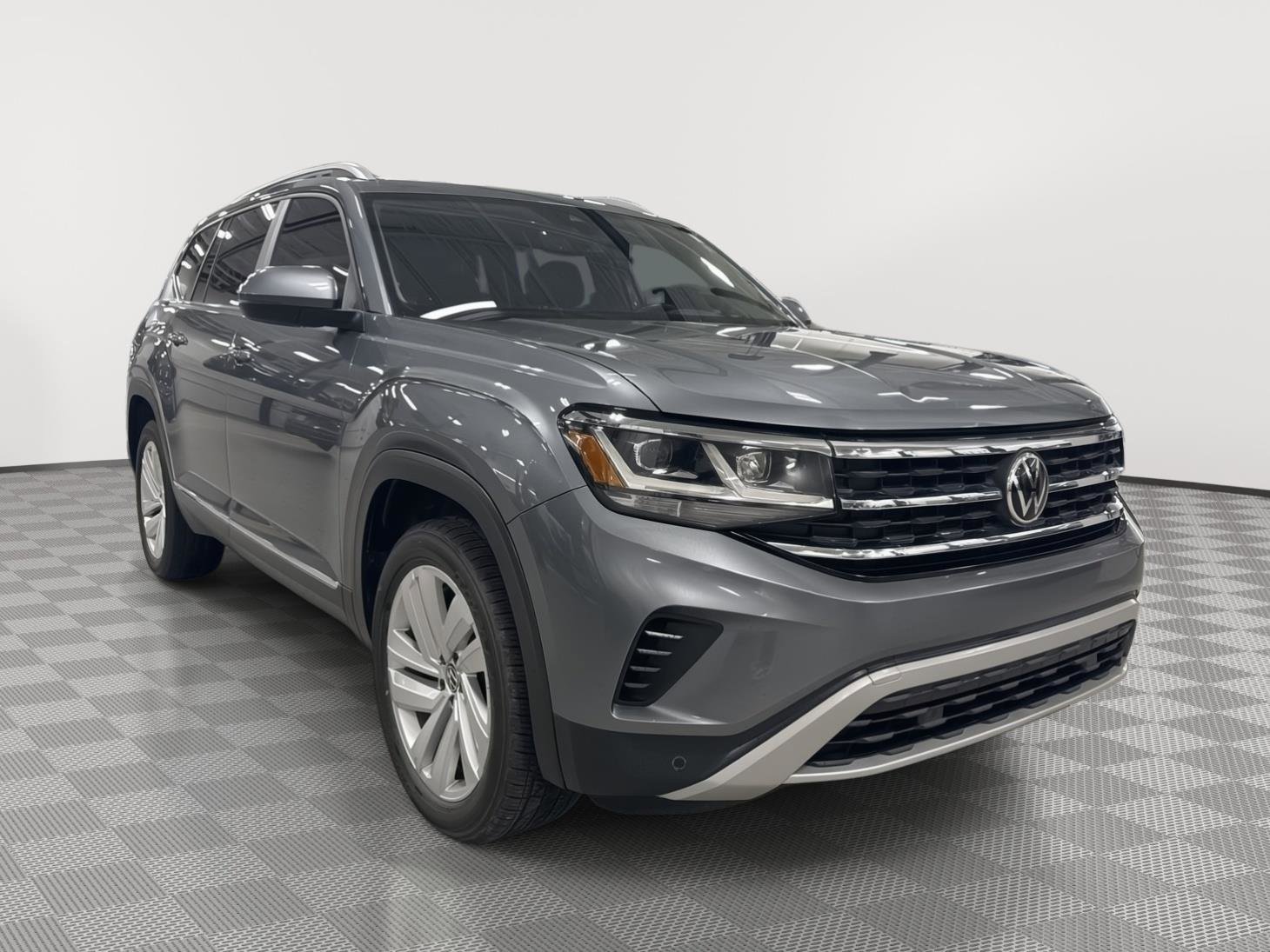 Used 2021 Volkswagen Atlas SEL AWD/4WD image 1