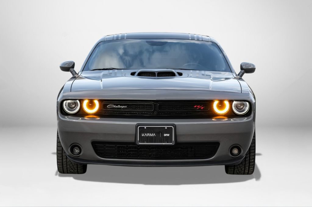 Used 2018 Dodge Challenger R/T image 3