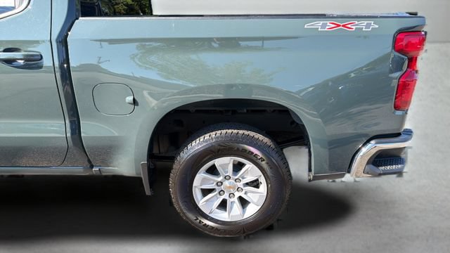Used 2025 Chevrolet Silverado 1500 LT AWD/4WD image 36