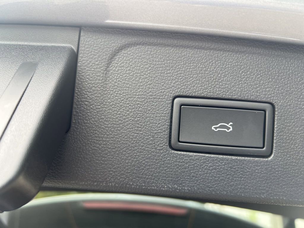 New 2026 Volkswagen Atlas SEL Premium R-Line image 12