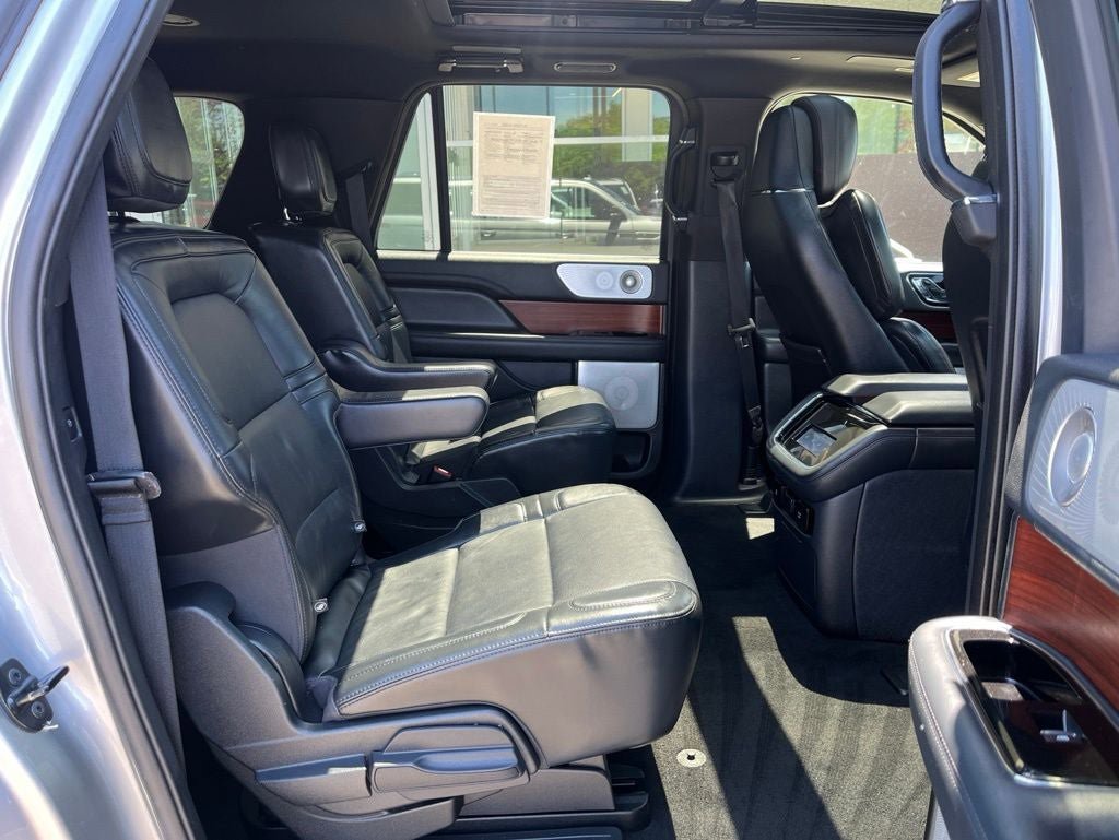 Used 2022 Lincoln Navigator L Reserve AWD/4WD image 19