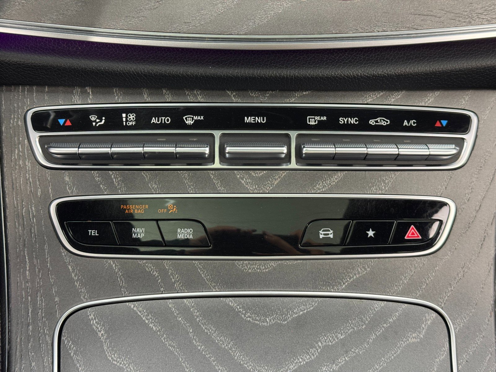 Used 2021 Mercedes-Benz E 350 Sedan w/ Premium Package image 33