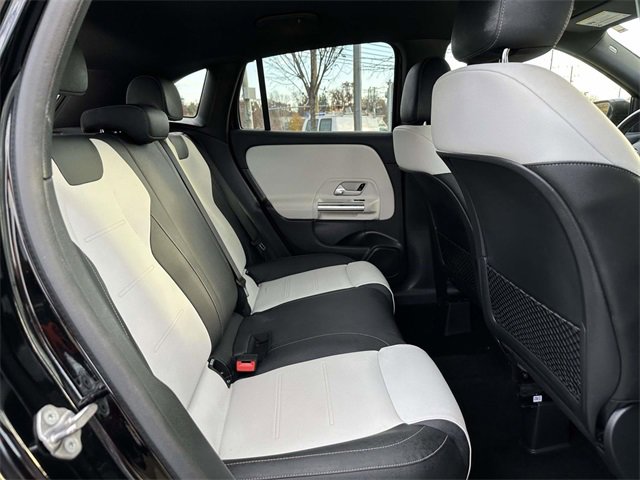 Used 2021 Mercedes-Benz GLA 250 4MATIC image 22