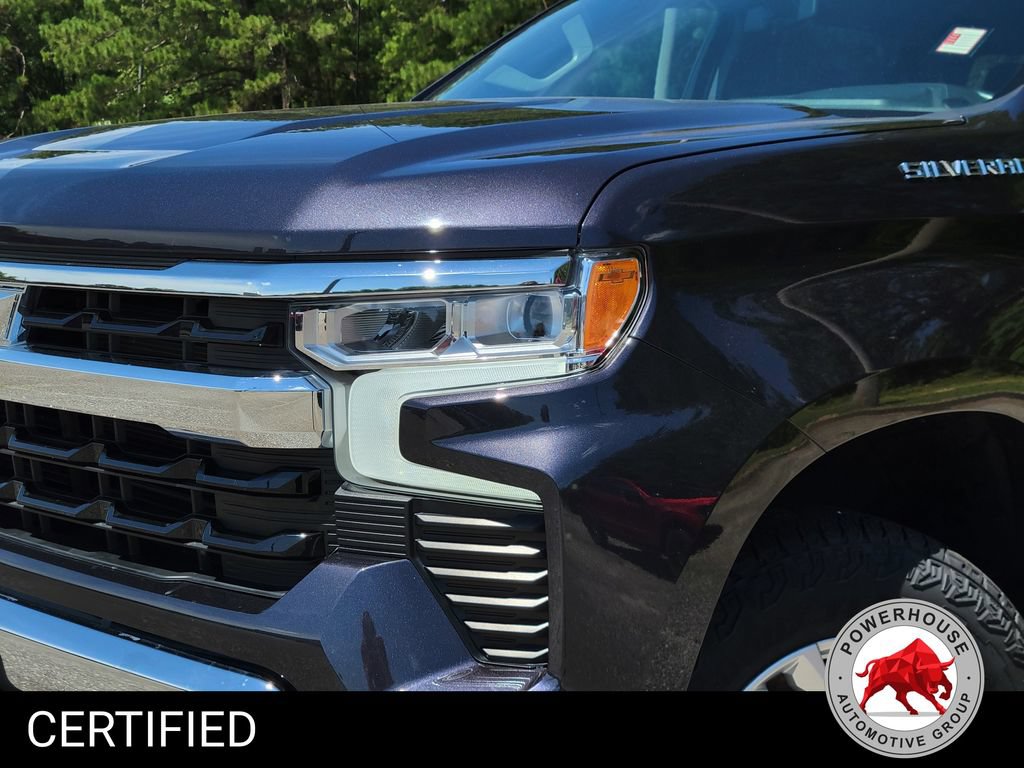 Used 2022 Chevrolet Silverado 1500 LT AWD/4WD image 11