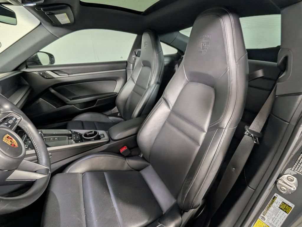 Certified 2020 Porsche 911 Carrera 4S AWD/4WD image 5