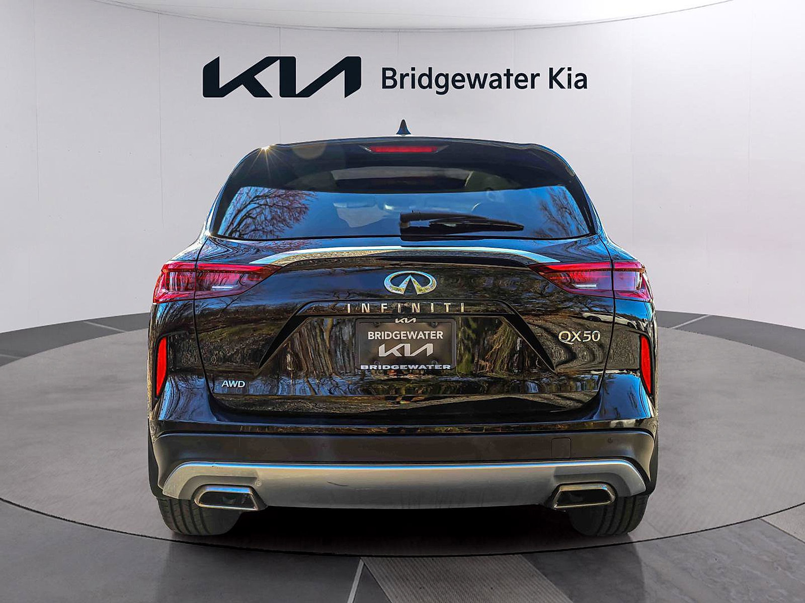 Used 2020 INFINITI QX50 Luxe w/ Navigation Package image 5