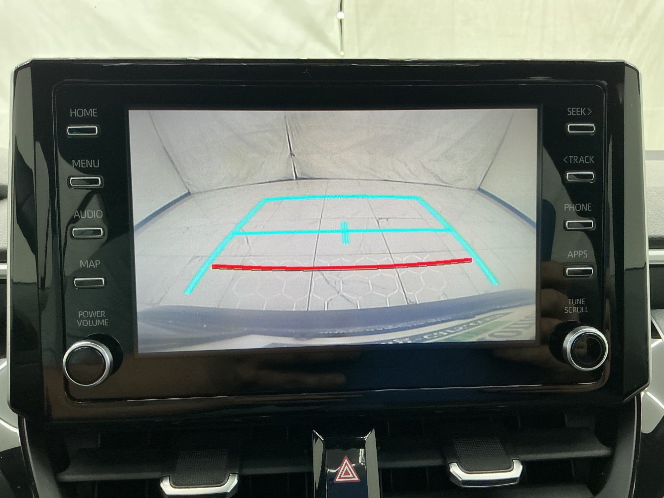 Used 2020 Toyota Corolla SE FWD image 35