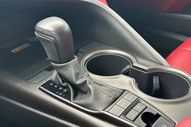 Used 2022 Toyota Camry XSE FWD image 23