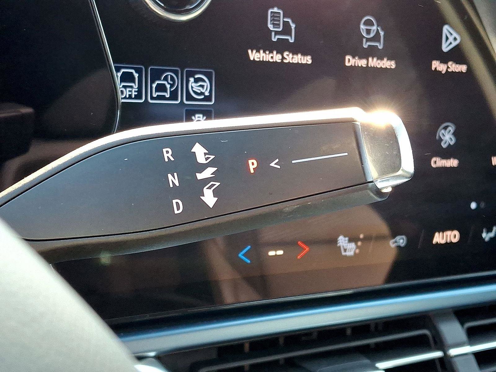 Used 2024 Chevrolet Equinox EV LT image 18