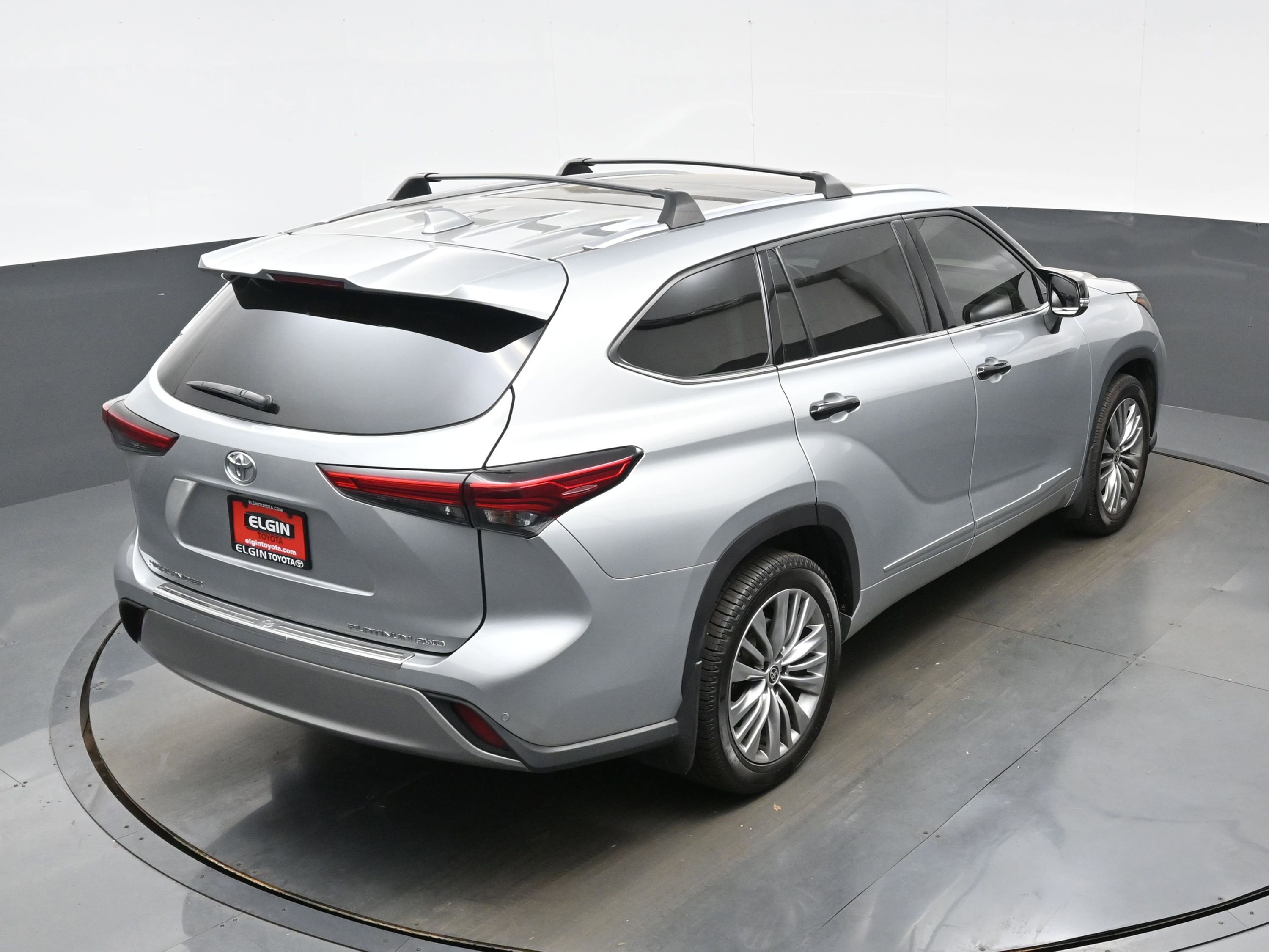 Used 2021 Toyota Highlander Platinum AWD/4WD image 41