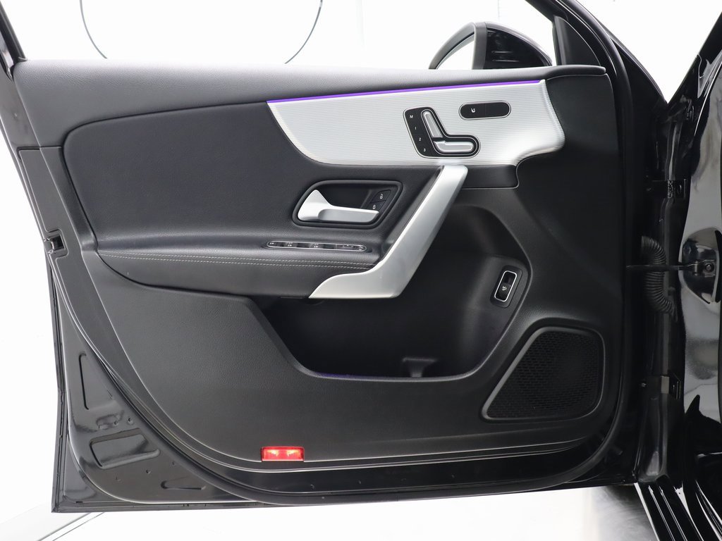 Used 2020 Mercedes-Benz A 220 image 38