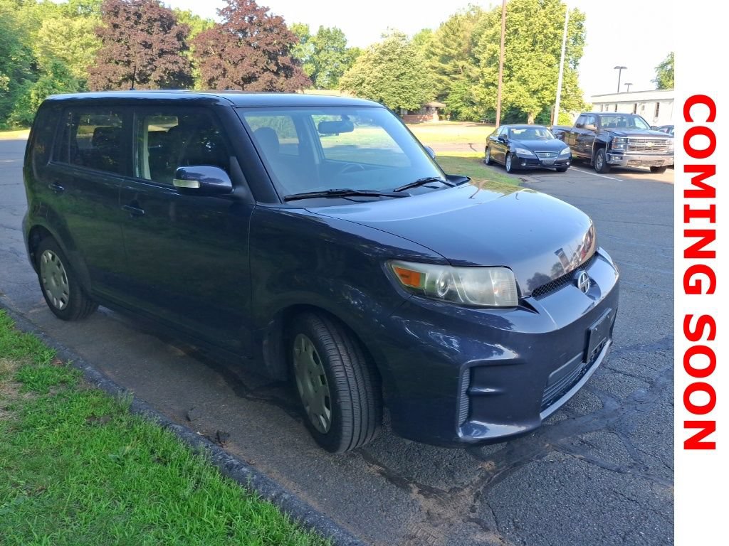 Used 2012 Scion xB FWD image 4