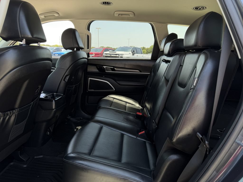 Used 2024 Kia Telluride LX FWD image 26