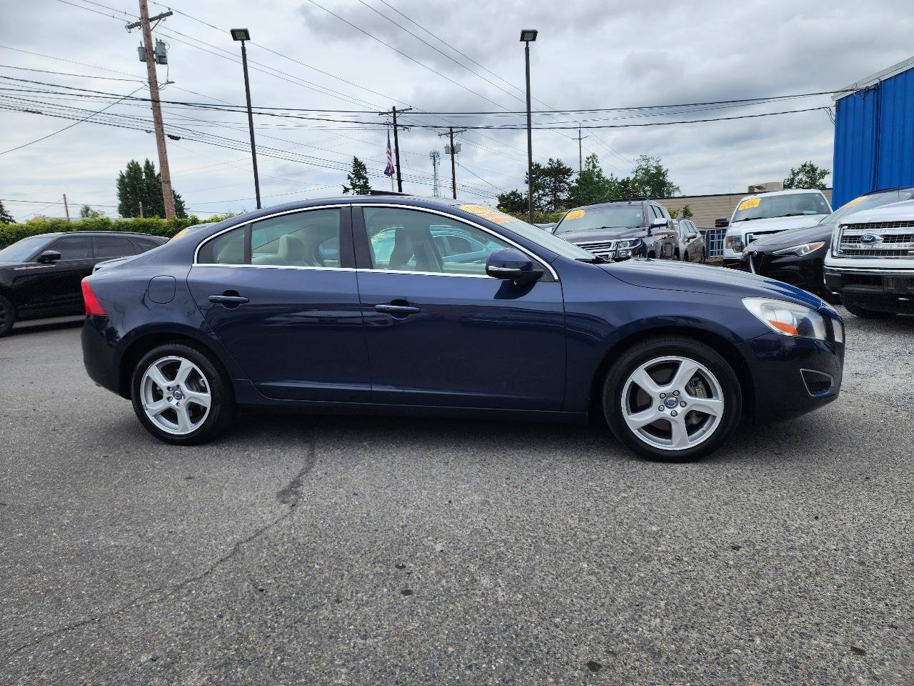 Used 2013 Volvo S60 T5 AWD/4WD image 4