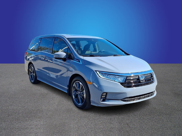 Used 2024 Honda Odyssey Elite image 3