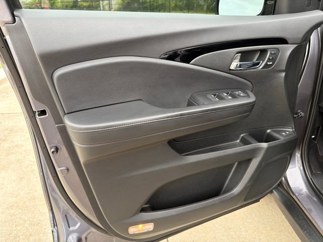 Used 2020 Honda Passport Touring image 12